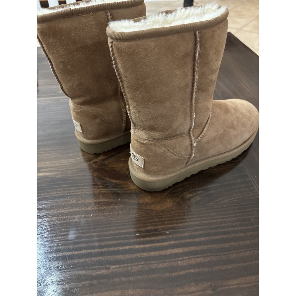 UGG-Classic Short II Boot Women's Size 7 Chestnut Suede Shearling Fleece Lined